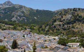 craggy mountain landscape Grazalema Village © Michelle Chaplow
