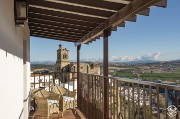 Experience the beauty of Andalucía from the Parador’s panoramic balcony views © Michelle Chaplow