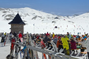 News from The Sierra Nevada © Michelle Chaplow