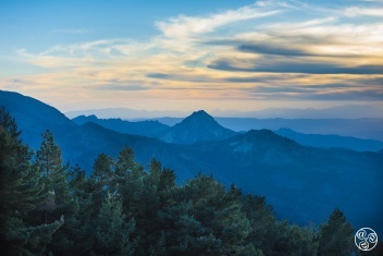The foothills of The Sierra Nevada © Michelle Chaplow