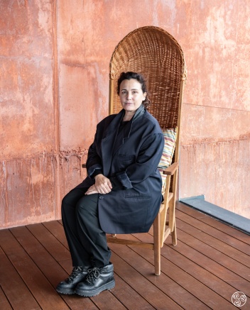 At La Almazara in Ronda, artist Ara Starak. Her colossal mural, sweeping across the entire interior ceiling, transforms the space into a fusion of art, architecture, and innovation. © Michelle Chaplow