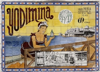 Vintage tiles advertising Yodamina sunscreen in Cadiz © Michelle Chaplow