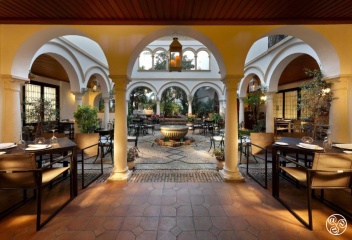 Hotel Exe Conquistador (c) Booking.com