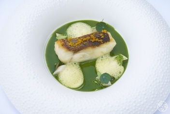 Lubina en su jugo © Skina