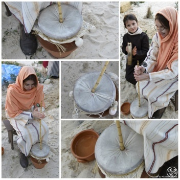 Zambomba © Michelle Chaplow