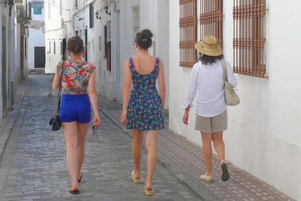 Hotels near Tarifa’s Old Town let you stroll cobbled streets and soak up Andalusian charm© Michelle Chaplow