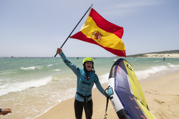 Mar De Arce winner of the womens 6th GWA Tarifa Wing Pro 2025 © SamuCardenas