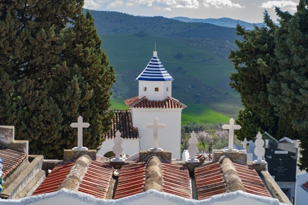 The historic cemetery of Villanueva de la Concepción © Michelle Chaplow