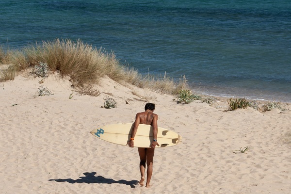Discover the unspoiled beaches with golden sands in Barbate, Costa de la Luz.  © Michelle Chaplow