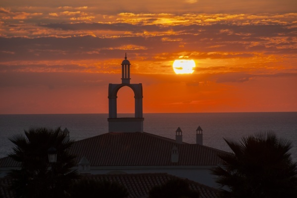 Novo Sancti Petri is renowned for its sunsets, over the Atlantic Ocean © Michelle Chaplow