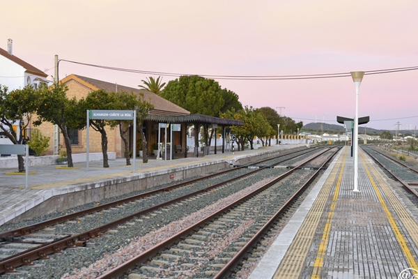 The train station at Almargen © Michelle Chaplow
