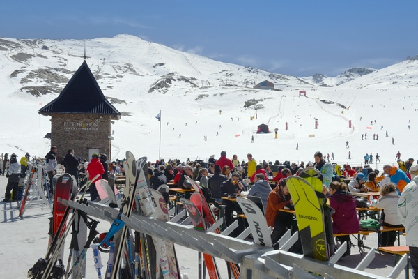 News from The Sierra Nevada © Michelle Chaplow