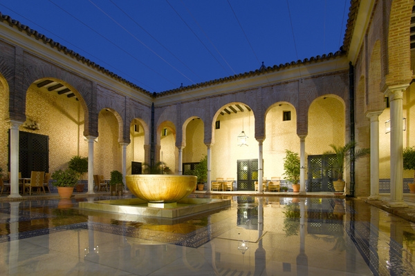 Staying in this Parador is one of the best ways to get a glimpse of Arab archite