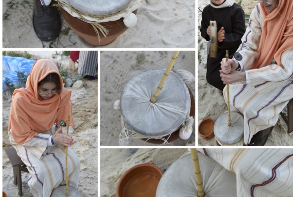 Zambomba © Michelle Chaplow