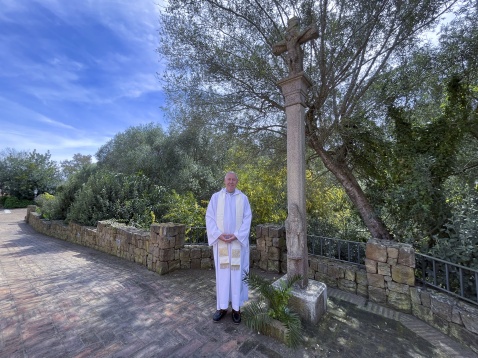Rev'd Dr. Tony Carroll, Chaplain of the Costa del Sol West Anglican Chaplaincy  (c) Michelle Chaplow