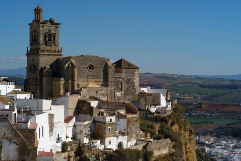 The church of San Pedro in Arcos de la Frontera  © Michelle Chaplow