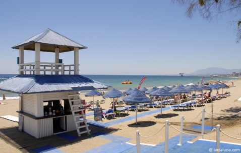 Beach refreshments, relaxation and watersports 