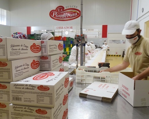 La Ponderosa mantecado factory in Estepa (Sevilla) © Fiona Flores Watson La Ponderosa mantecado factory in Estepa (Sevilla) © Fiona Flores Watson