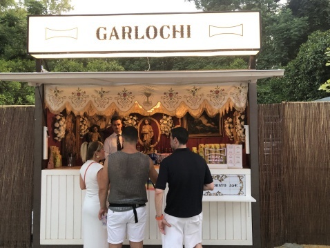 Buying some drinks (C) Fiona Flores Watson