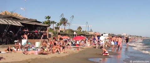 Front line beach bar at Playa Alicate