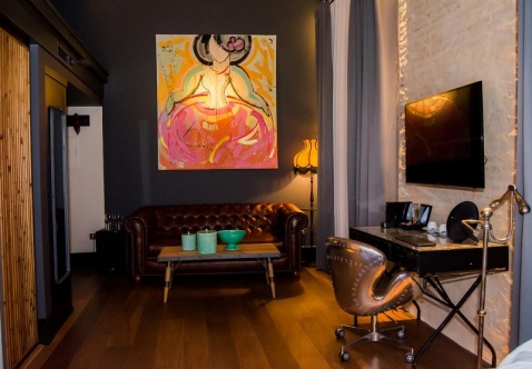 Contemporary and uniquely designed room © Booking.com / Hotel Lobby Room Sevilla