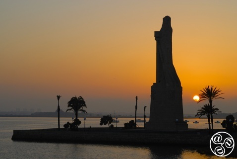 Monument to Discoverer Faith Monument to Discoverer Faith (c) Michelle Chaplow