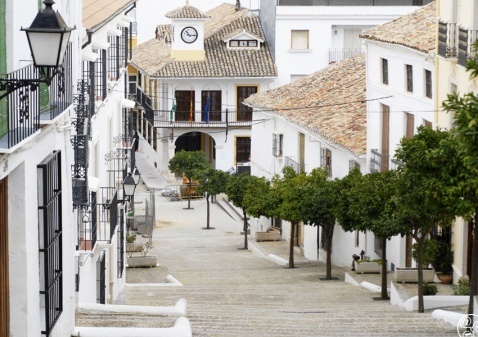 Traditional streets in Carcabuey © Michelle Chaplow