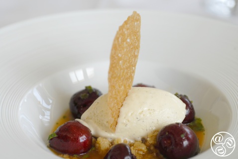 Marinated cherries with crumble, yogurt foam and vanilla ice cream © Michelle Chaplow
