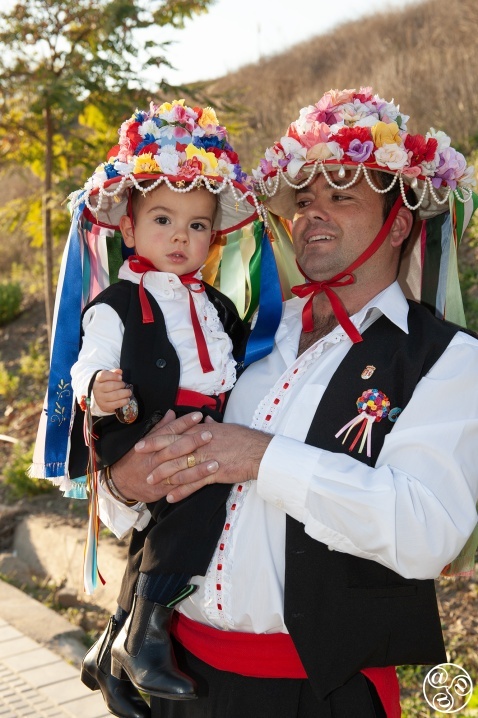 Fun for all the family at the Verdiales Music Festival. © Michelle Chaplow