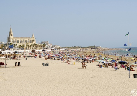 Summer in Chipiona © Michelle Chaplow