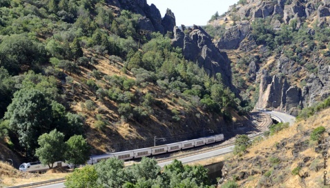 Train climbing Despeñaperros gorge © Michelle Chaplow