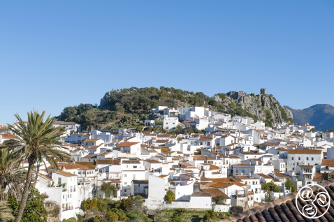 The white village of Gaucin is surrounded by beautiful villas. © Michelle Chaplow © Michelle Chaplow