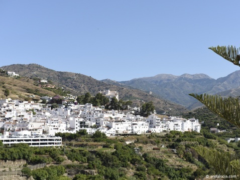 Torrox pueblo, just drenched in sunshine  © Michelle Chaplow