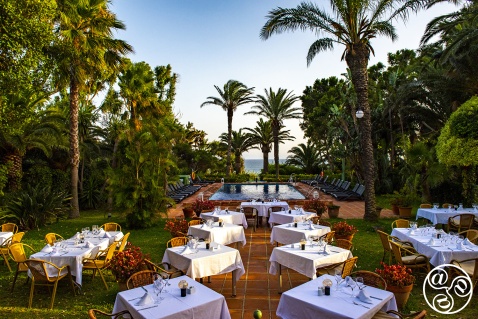 Al fresco dining at The Hurricane Hotel, Tarifa © Michelle Chaplow