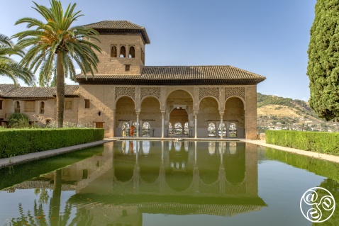 Stroll around the Partal Gardens © Michelle Chaplow