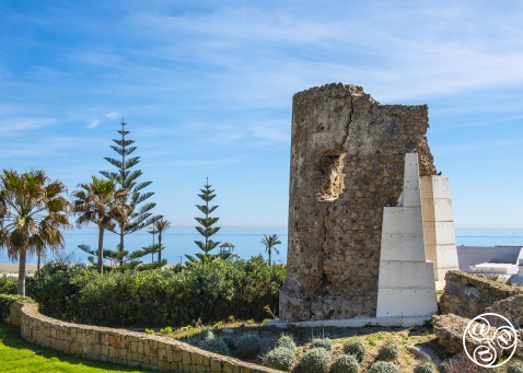 Torre Quebrada de Guadiaro, a watchtower that was stuck by lightening © Michelle Chaplow