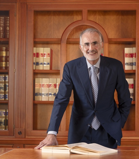 Rafael Berdaguer, at home in his office in Marbella © Michelle Chaplow