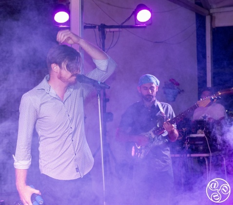 R&B/soul artist Donovan Keith, from Austin, Texas, seen here performing in Jimera de Libar. is known for his dance-infused stage show and vintage-style playing. Donovan Keith, a R&B/Soul artist from Austin, Texas, he is known for his dance-infused stage show and vintage style playing in Jimera de Libar (c) Michelle Chaplow