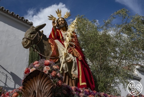  Palm Sunday in Estepona  ‘Triumphal entrance into Jerusalem’ © Michelle Chaplow