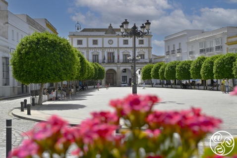 The Plaza de España of Medina Sidonia © Michelle Chaplow