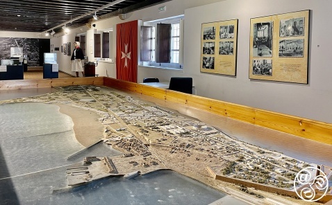 An exhibition dedicated to the 1947 explosion in the Navy ammunition depot of Cadiz