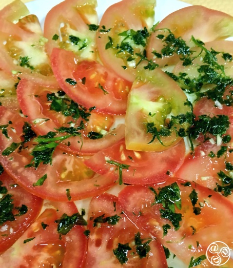 With just olive oil, fresh Andalusian tomatoes, sea salt, parsley, and black pepper you can create a feast © Michelle Chaplow