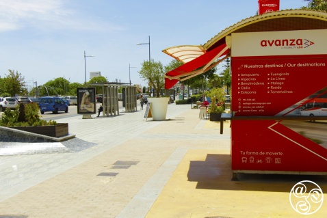San Pedro does bus stop (lay-by) on the Boulevard  © Gonzalo Alvarez