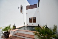 ApartaSuites Alberca Deluxe