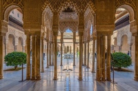 Alhambra and Granada Center Private Tour